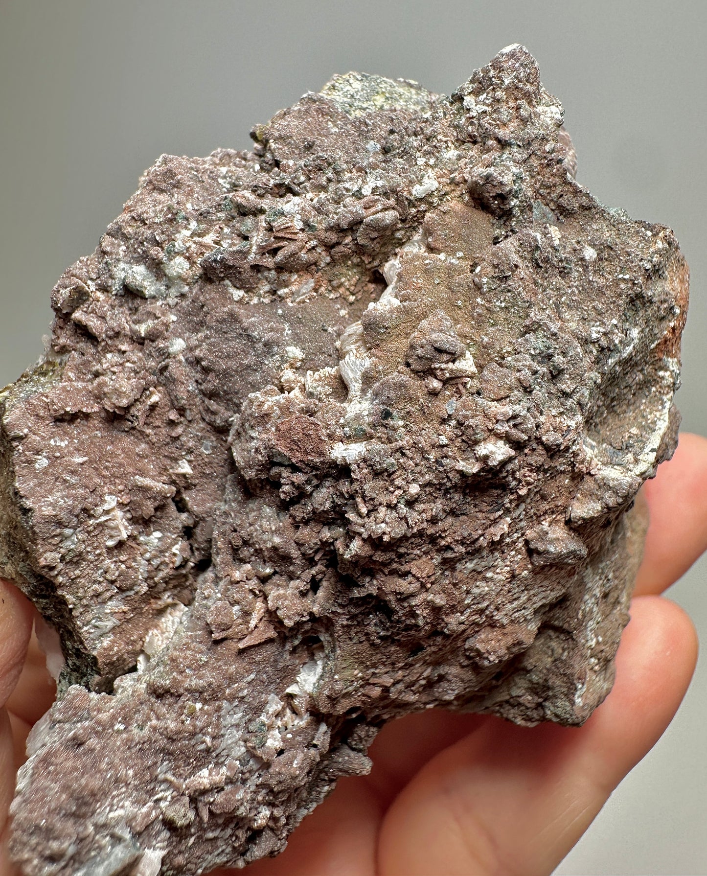 Rare Calcite Crystal Cluster from Inner Mongolia with Hematite, Specularite and Chlorite – Natural Chinese Mineral Specimen for Collectors